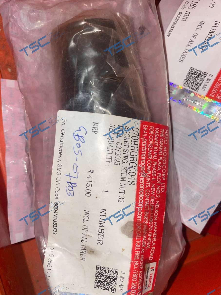 SOCKET STRG. STEM NUT 32