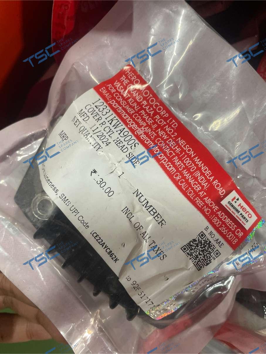 COVER 'R' CYLINDER HEAD SIDE(BLACK)