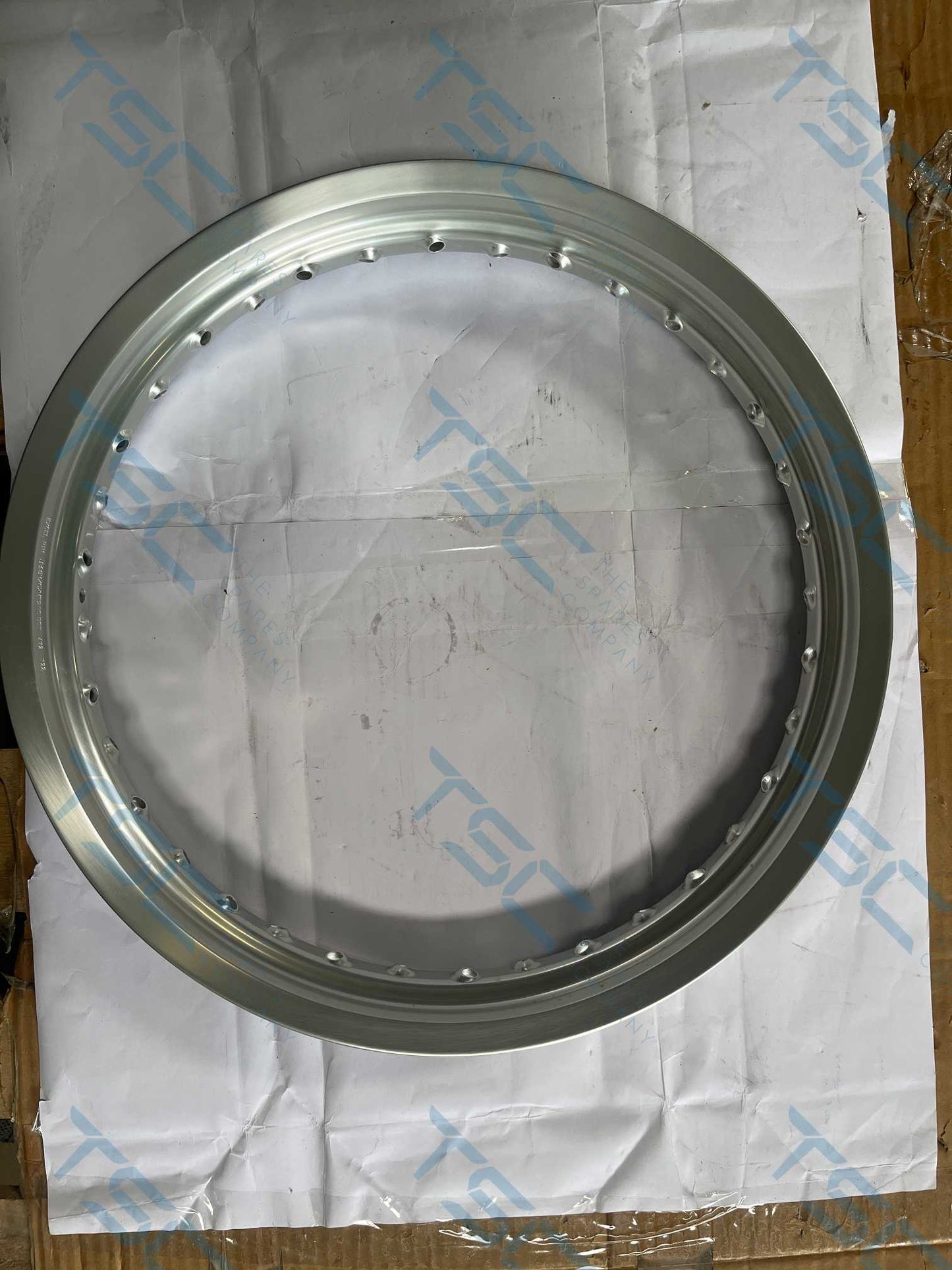 ROYAL ENFIELD_RIM| 2.5 X 18"| SILVER