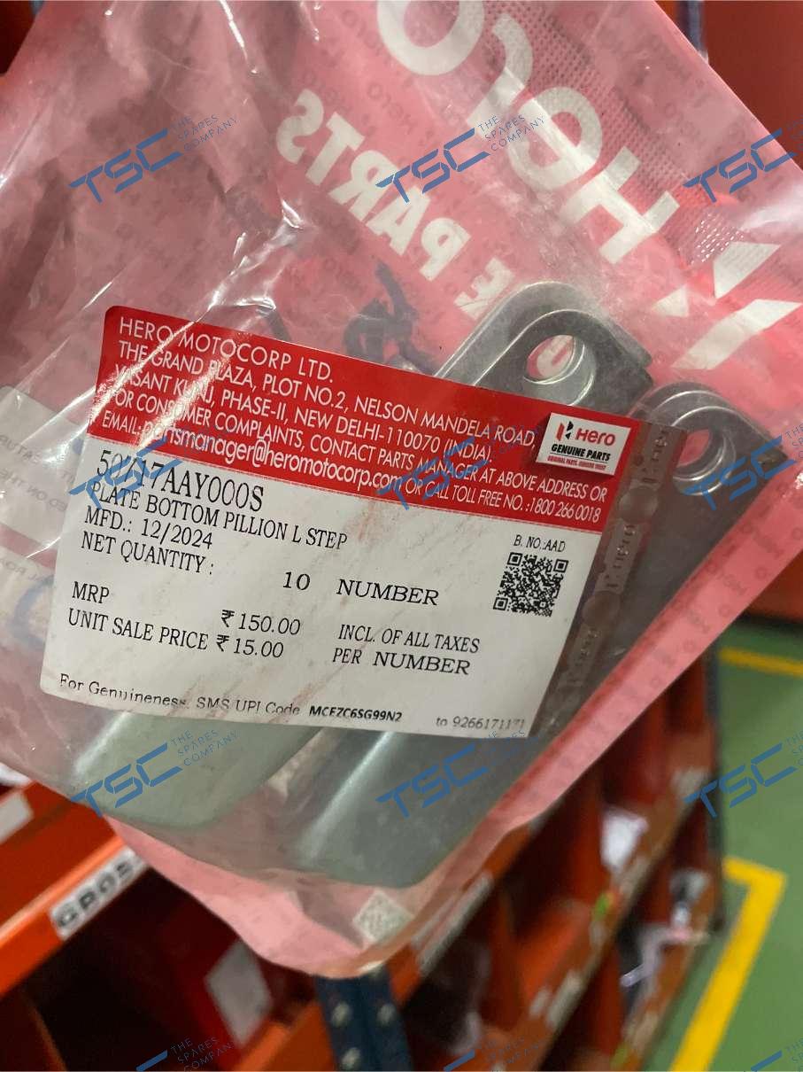 PLATE BOTTOM PILLION L STEP