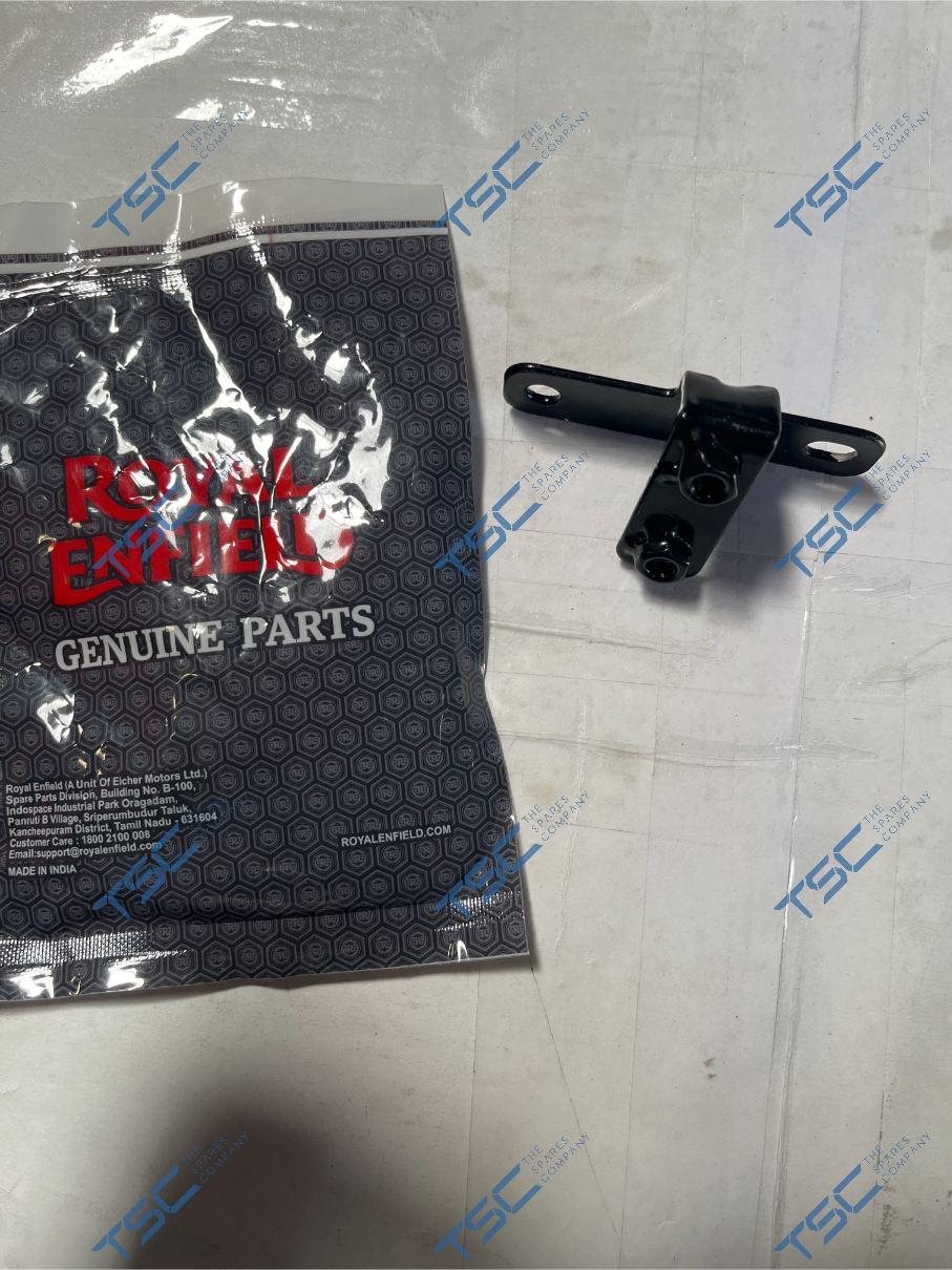 BRACKET THROTTLE SWITCH ASSY 582666