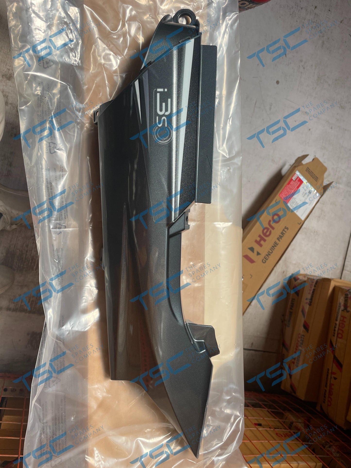 L BODY COWL(77250AAG500VS)
