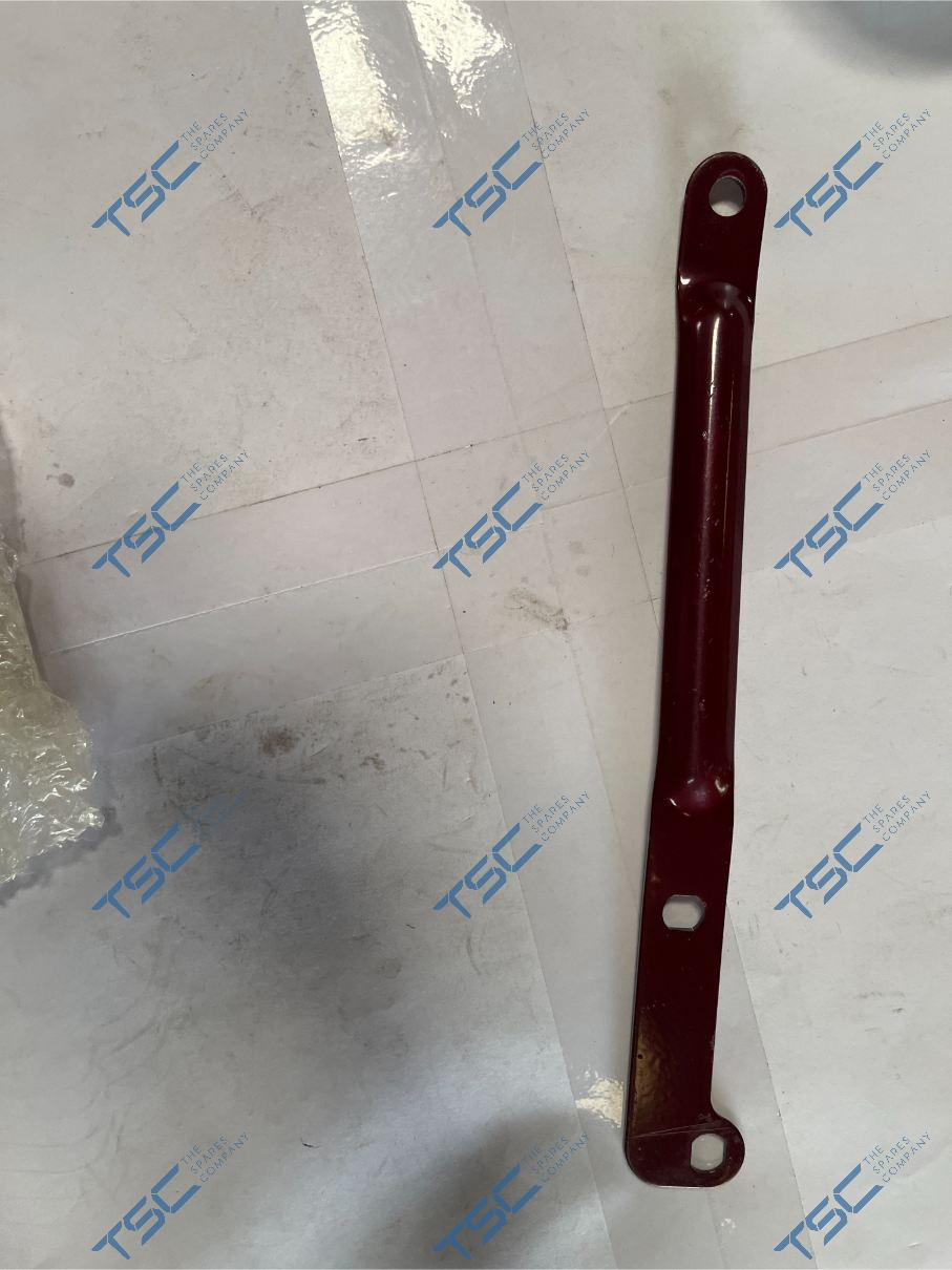 MUDGUARD STAY CENTER LH CL 500 MAROON