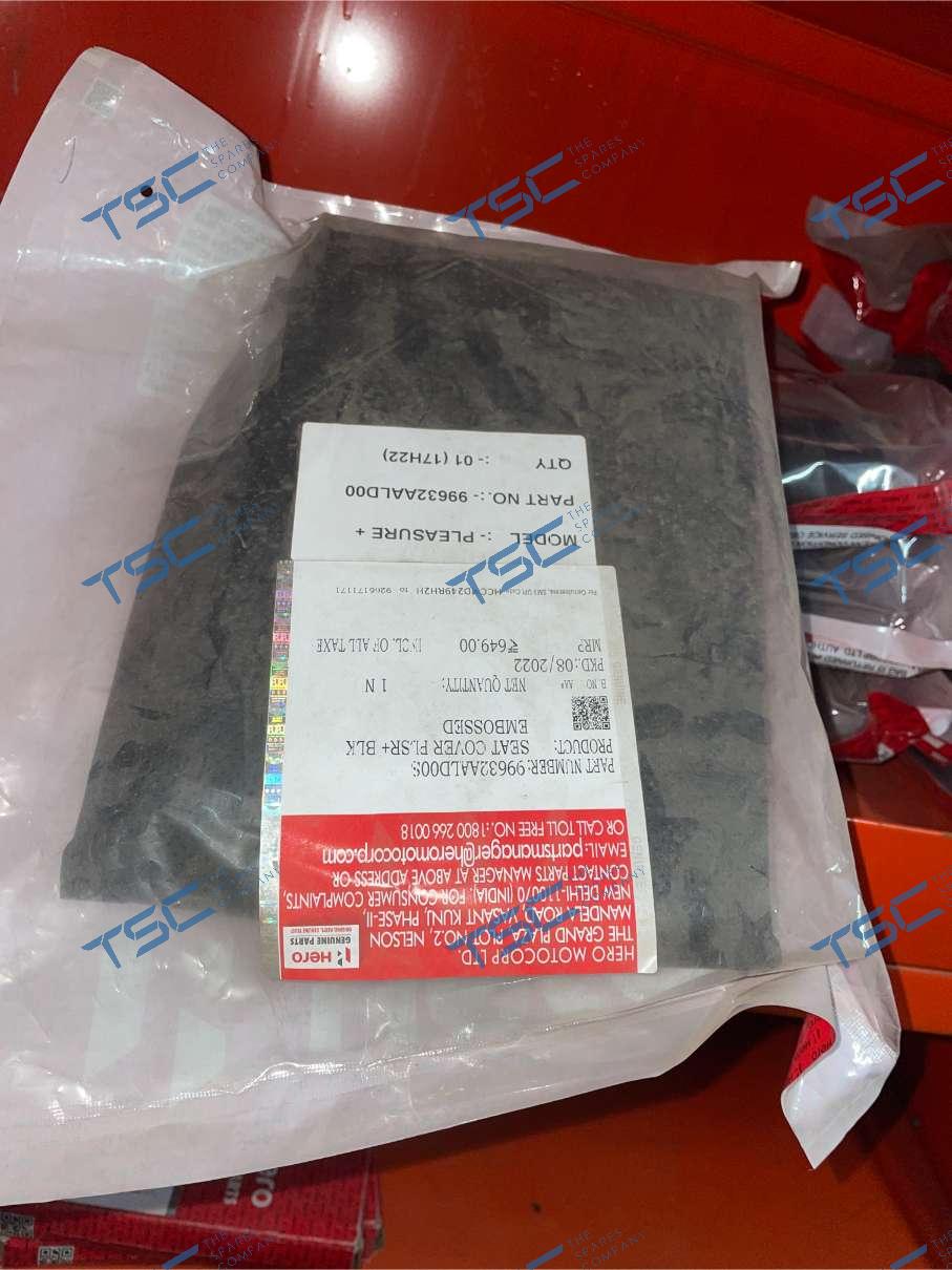 SEAT COVER PLSR+ BLK EMBOSED