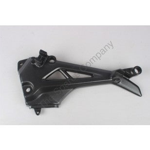 HOLDER, 'R' STEP(MGM)