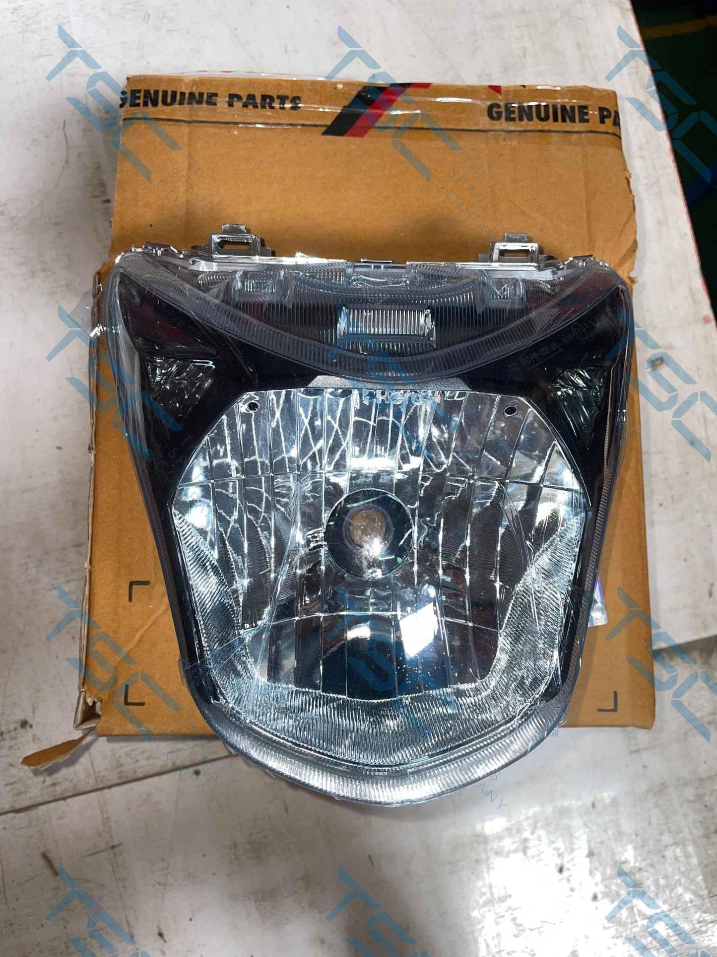 HEAD LIGHT WITHOUT BULB