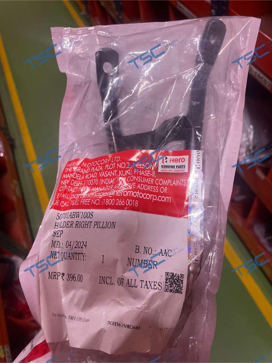 HOLDER RH PILLION STEP