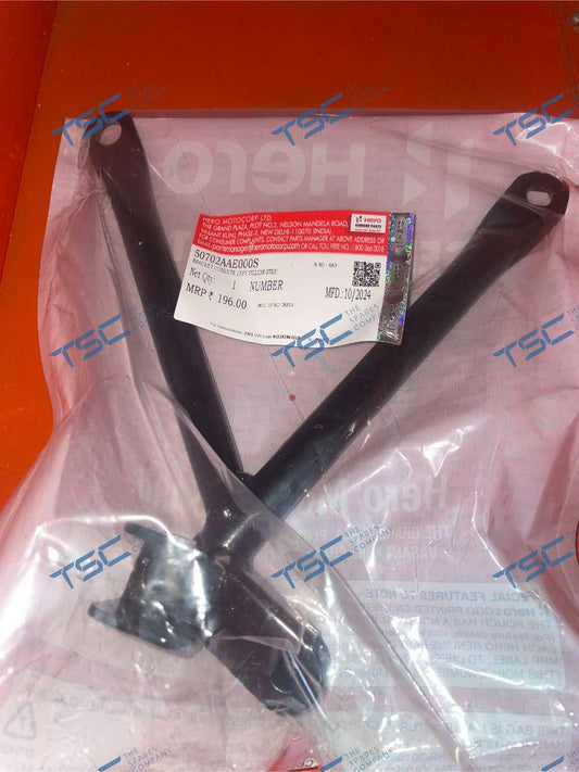 BRKT. COMP. L PILLION STEP    