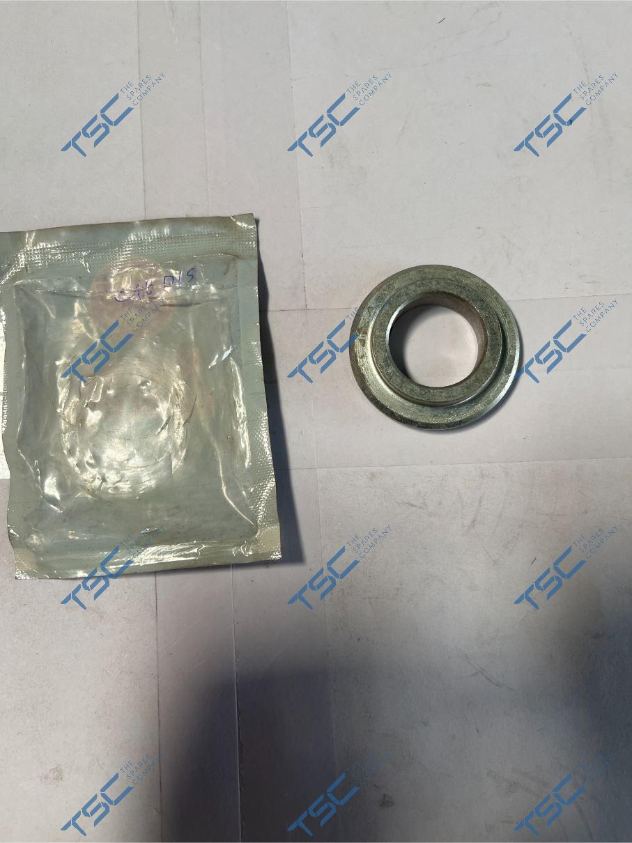 UPPER BALL RACE-TOP YOKE SIDE