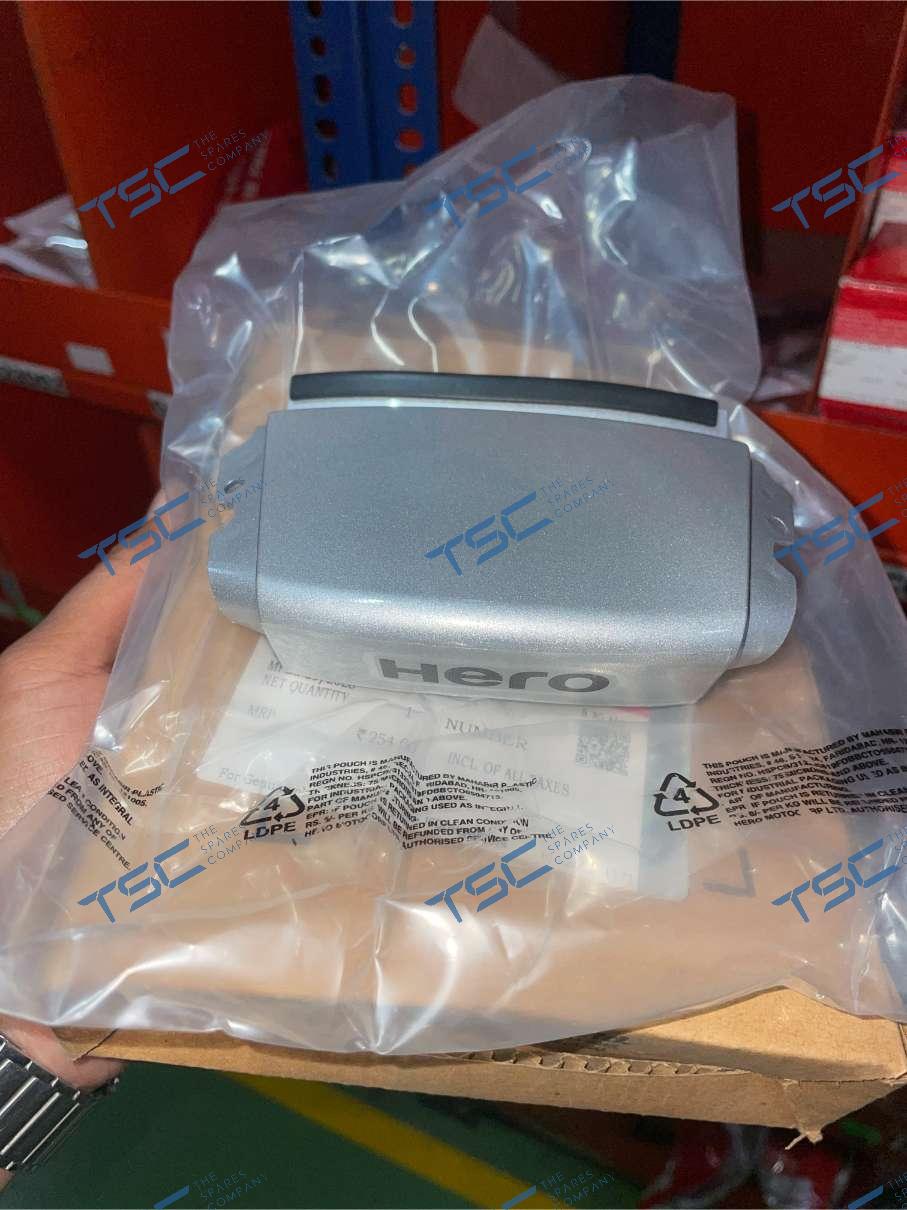 CENTER RR COWL (NH-35M)