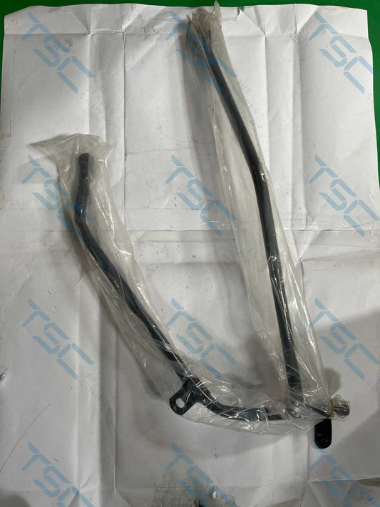 MUDGUARD CARRIER RH BLACK STD.