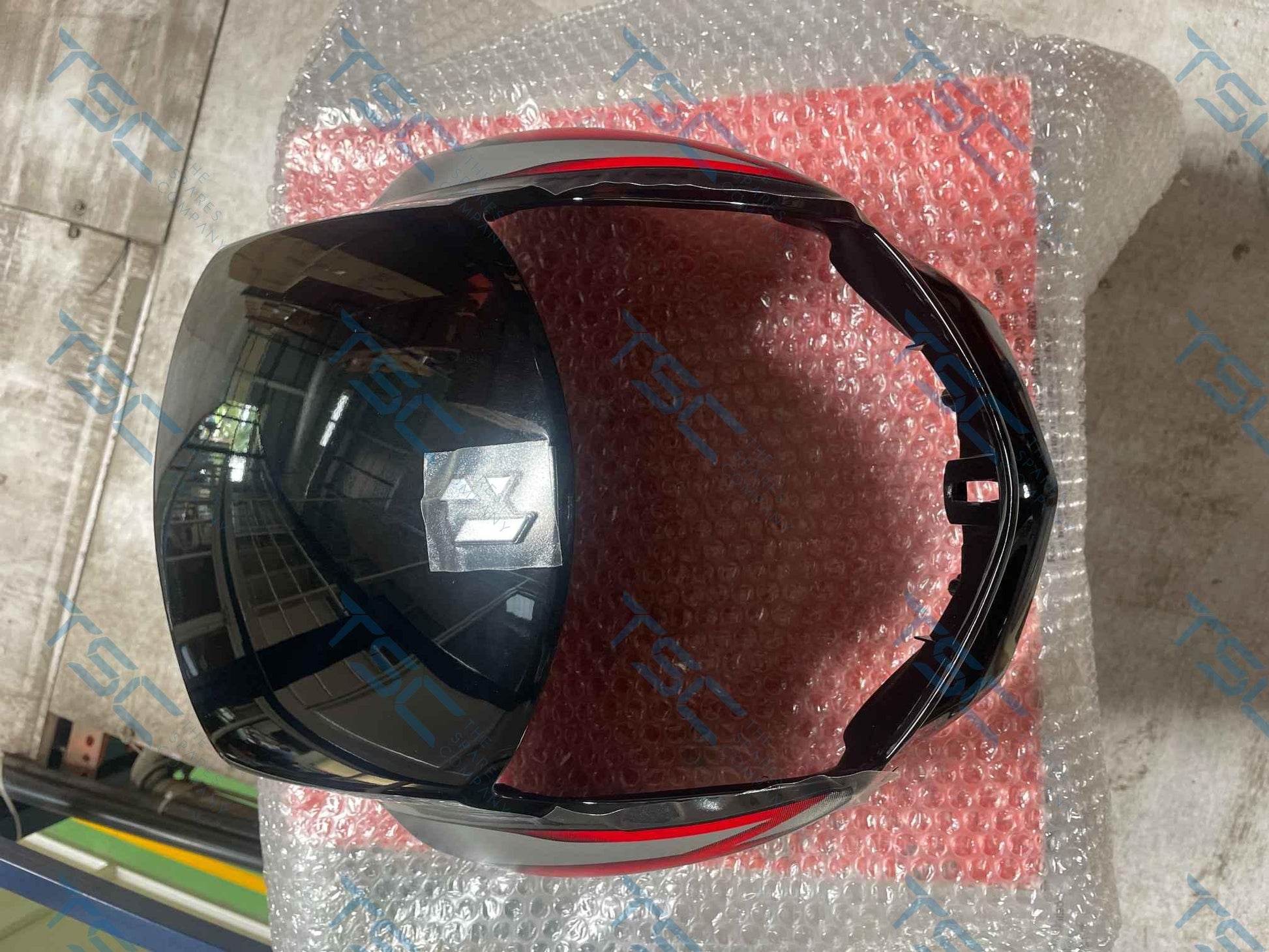 FRONT VISOR BLACK (TYPE-1) NH-1(T1)