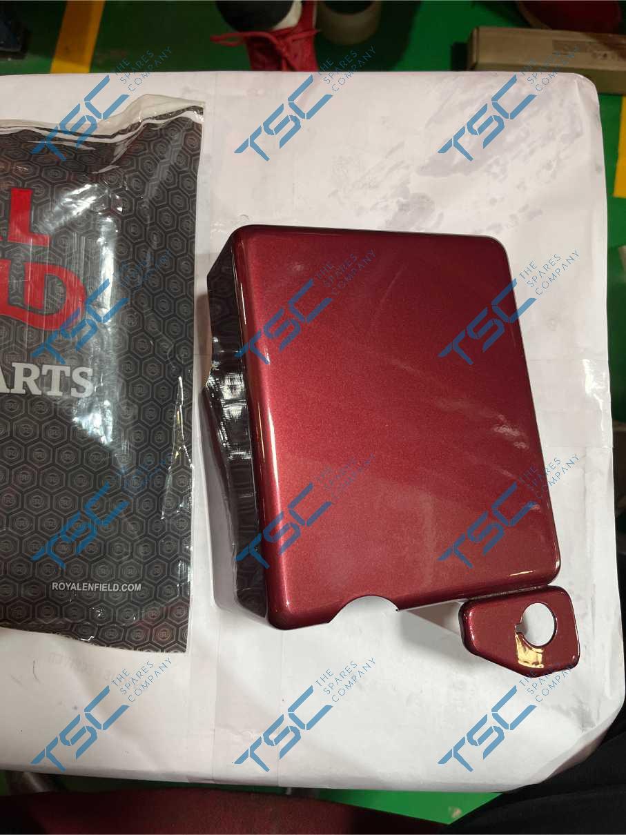 COVER - BATTERY C5 MAROON NEW