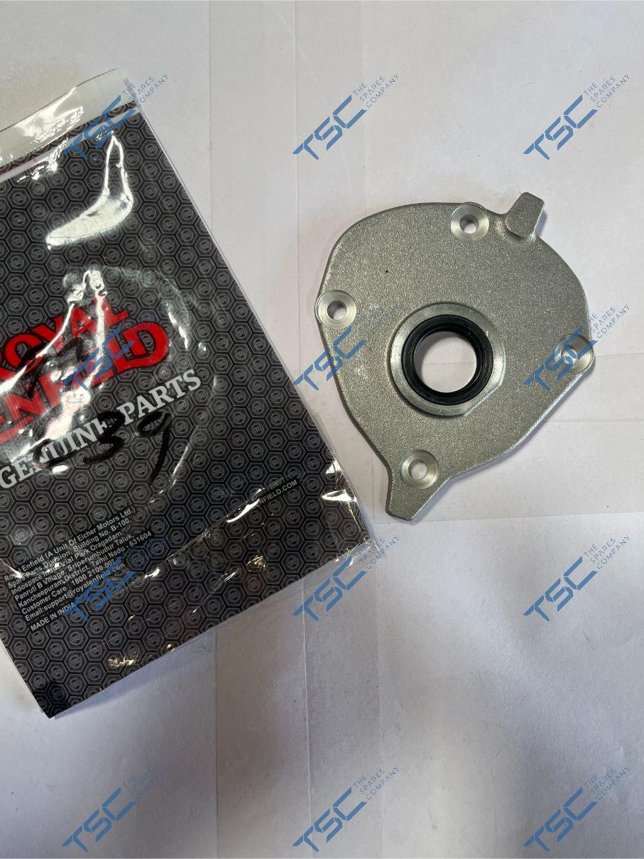 COVER KICK START WITH OIL SEAL