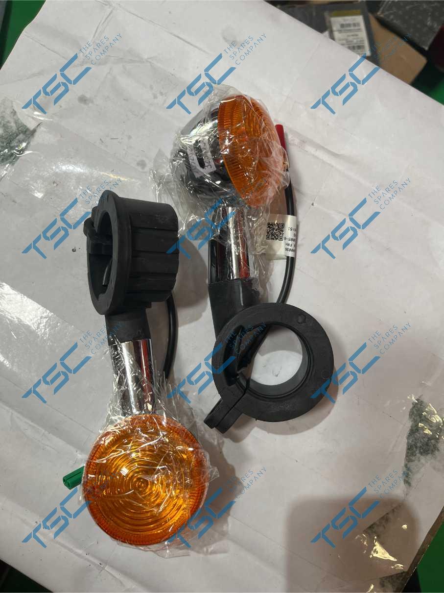 ROYAL ENFIELD_TRAFFICATOR KIT - FRONT