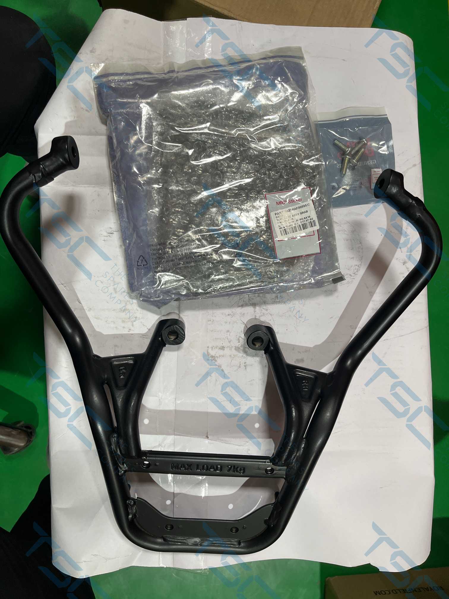 ROYAL ENFIELD_KIT GRAB RAIL - D3K HIMALAYAN